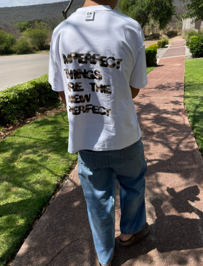 Lo nuevo perfecto playera